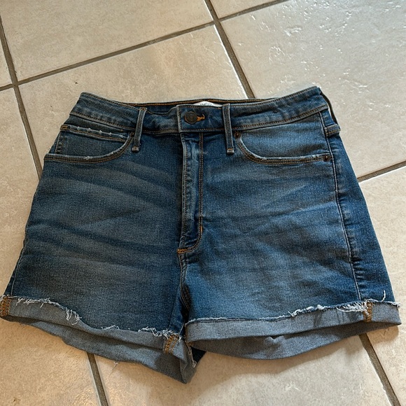 Abercrombie & Fitch Pants - Abercrombie & fitch stretch denim shorts